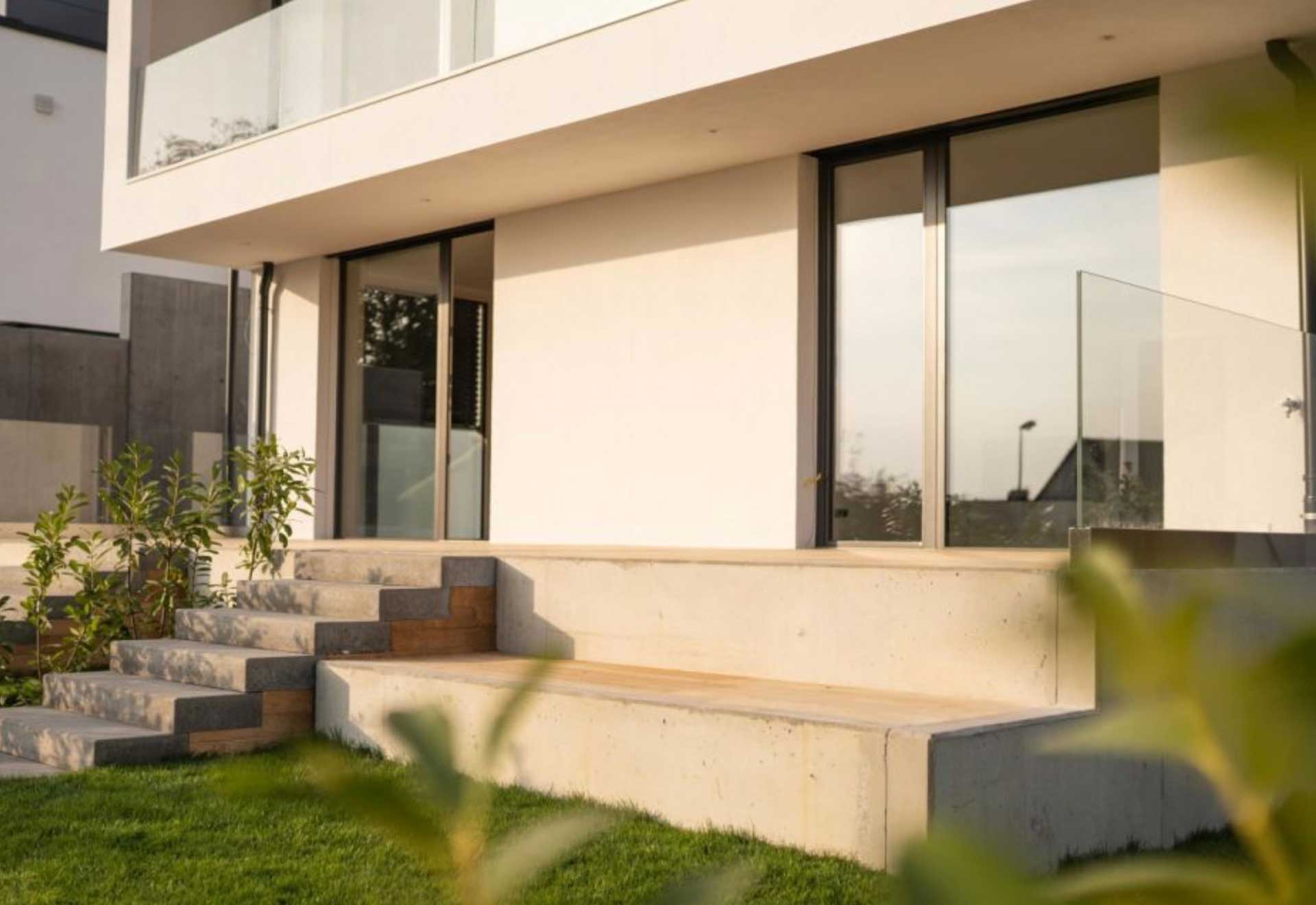 Garten_PlatinBlue_Terrassentuer1